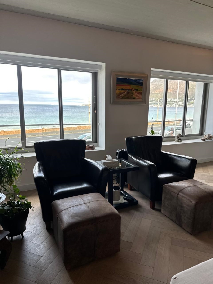 To Let 2 Bedroom Property for Rent in Simons Town Western Cape